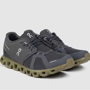 On Cloud 5, Men’s Size 9